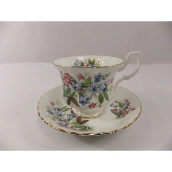 Royal Albert Summertime Series Bluebell Teacup Saucer - Picture 1 of 8
